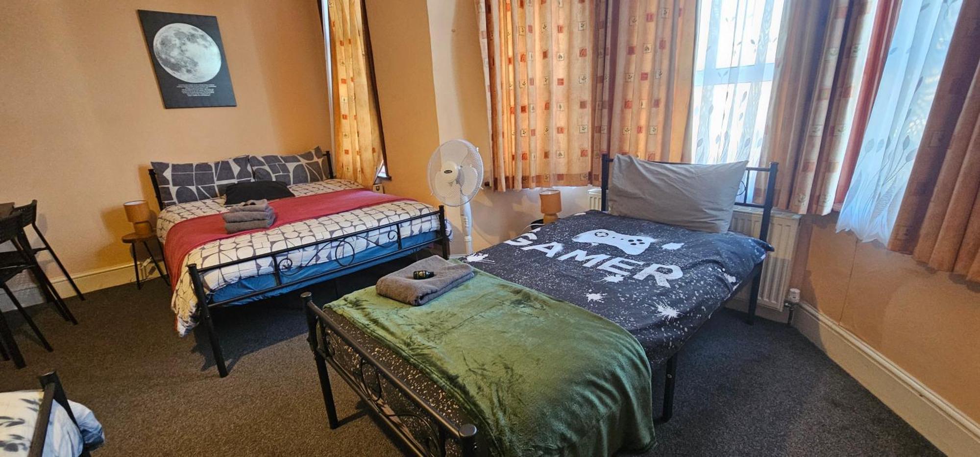 25 Minutes To Central London Rooms 35 المظهر الخارجي الصورة